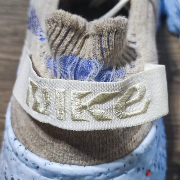 Nike Space Hippie 04 astronomy blue & photon dust men's size 11.5 sneaker - Picture 7 of 13